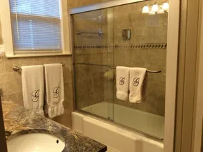 Large Family Friendly Mobile Bay Home Near Shopping, Dining and Grand Hotel. - Image 2