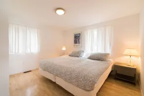 Lakefront génial: 2 br moderne, c / a, frplace, vue - Image 5