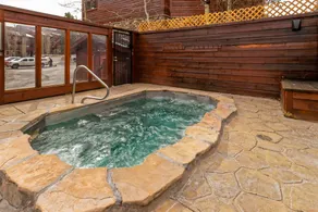 Pine Ridge Condos - Image 2