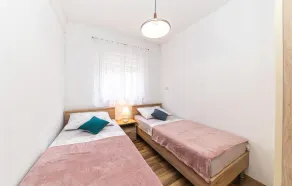Two-Bedroom Apartment In Sevid - Image 4