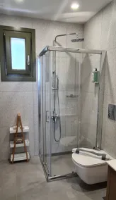La Rosa Gialla With Private Pool Jacuzzi Villa Rosa - Image 2