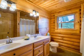 Armstrong Home - Image 4