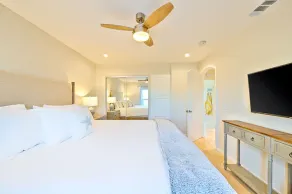 Ev charger, Jacuzzi, Pool, Sonos, 5 min walk Beach, 8 min drive to Legoland, - Image 5