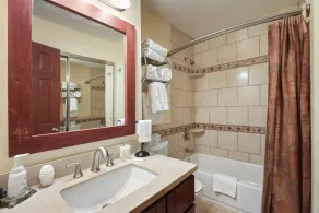 Tahoe City Getaway Minutes from Lake and Activities - Image 2