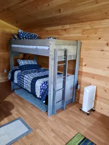 Riverside log cabin in WV- 5 min from Pinnacle Creek Connector - Image 4