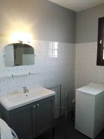 Renovated house with view and heated pool - Image 2