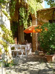 Farmhouse in the Chianti \"La Foresta 1\" with swimming pool - Image 5