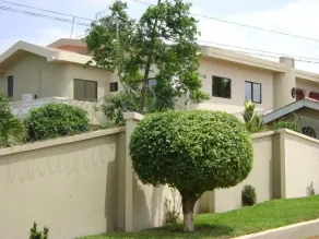 East Airport Guesthouse - Image 4