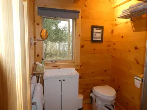 Cozy private island getaway just minutes from Ely - Image 4
