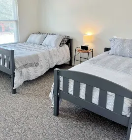 *NEU AKTUALISIERT* Elm Creek Homes - 2 Schlafzimmer, Schlafmöglichkeiten für 5 - Image 5