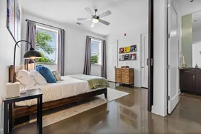 Lofts at 30th -Horizon- 2 Bedroom Executive Suite - Image 4