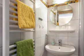 Apartment 'Ferienwohnung 3' with Shared Terrace, Shared Garden and Wi-Fi - Image 3
