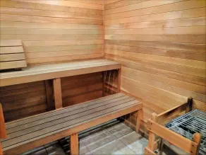 Extravagant View Cabin - Image 3