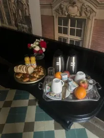 Imperial Suite & Spa - Image 2