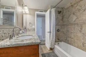 Funtierland + Poolside Retreat + Pool + Wifi - Image 4
