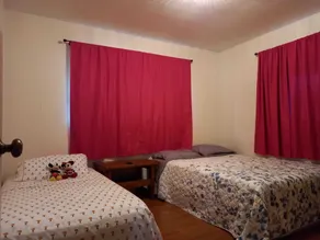 King and Queen Beds Level 2 EV Car Charger - Close to Silver Springs and Zipline - Image 3