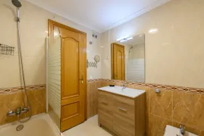 Downtown Madrid North Barrio del Pilar M (SAR28) - Image 3