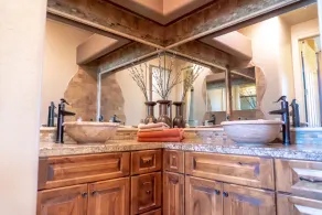Enjoy quality time in beautiful Fountain Hills at the coziest home - Image 5