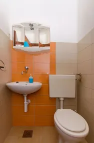 Apartments Nedeljko (34121-A1) - Gdinj - island Hvar - Image 3