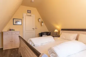 Dieses Charmante Nurdachhaus von 1972 Befindet Sich in Wunderschöner Lage von Al - Image 5
