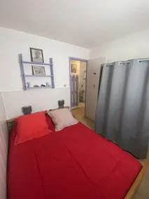 T2 ground floor apartment with terrace - Image 5
