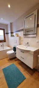 Cozy vacation apartment with panoramic view - Image 4