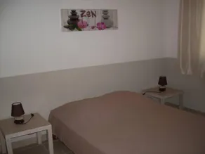 Tourrettes:villa climatisée, piscine privée possibilité chauffée avril à sept - Image 5