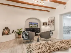 Gem Hacienda-Taos-Luxe Home-9 bedrooms-Sleeps 30-Book Now! - Image 2