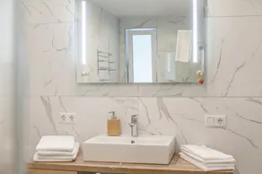 Apartment \"Zugspitze\" with Shared Garden and Wi-Fi - Image 3