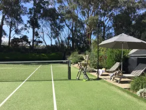 Il Tennis Club in Portsea - Image 2