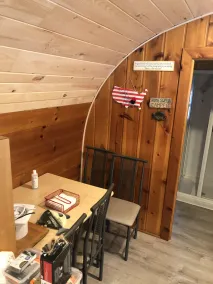 1-bedroom cabin near Huron-Manistee National Forest - Image 5
