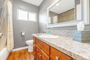 Longer Stay Great Value, Blks from Med Center, Downtown - Image 3