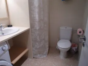 Appartement dans villa privée à 1,5 km. de Lloret de Mar. 500 mètres de la plage de Cal - Image 2