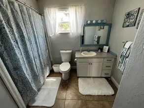 Surfside Suites - Image 4