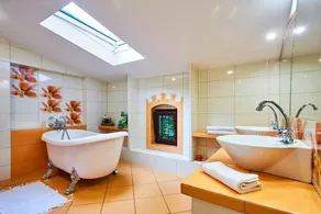 Comfortable holiday home, pool, sauna, jacuzzi - Image 3