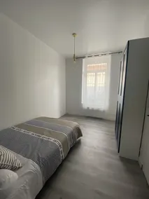 Renovated, comfortable city-center apartment - Image 5