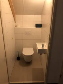 Maison de vacances indépendante de luxe pour 10 personnes avec grand jardin privé près de la mer - Image 4