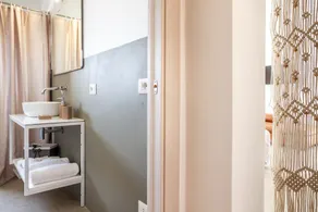 'Casale Lorenzo - Room 3' with private veranda, shared garden and air conditioning - Image 2