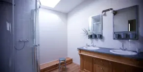 Charming stone cottage, pool, garden, 8 people, fully equipped - Image 2