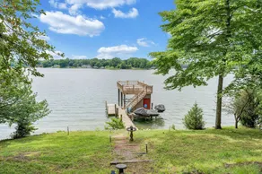 Sundance - Lakefront w/ Private Dock - Image 2