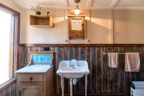 Pioneer Hut - Schritt zurück in die Zeit - Image 3