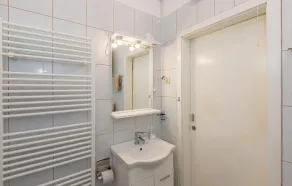 Lovely apartment in Makarska with WiFi - Image 2