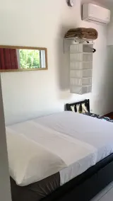 Hidden Gem Budget Beach Studio / High-Speed Wifi - Image 4