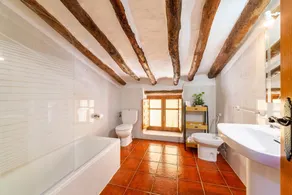 Country House 'Cortijo El Álamo De Vélez' with Mountain View, Private Pool and Wi-Fi - Image 4