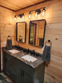 Family Friendly Lakefront Cottage, Ambajejus Lake - Image 2