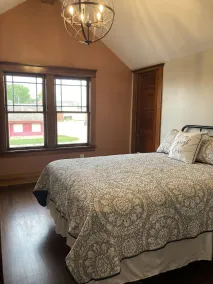 Historic 1919 Craftsman Home on Washington Street! - Image 3