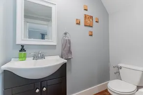 Updated historic 3b1.5b house minutes from old downtown w/ deck & work space - Image 3