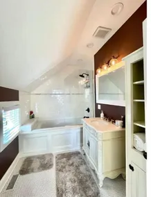 \"That Cute BNB\" 2-Bedroom home in prime location! - Image 3
