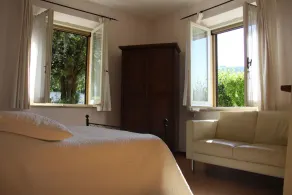 Rummelig villa med privat pool og oliven haver, nær Trasimenosøen - Image 4