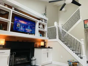 Charming Cottage by the Bay with Hot Tub, Gourmet Kitchen & Community Beach - Image 4
